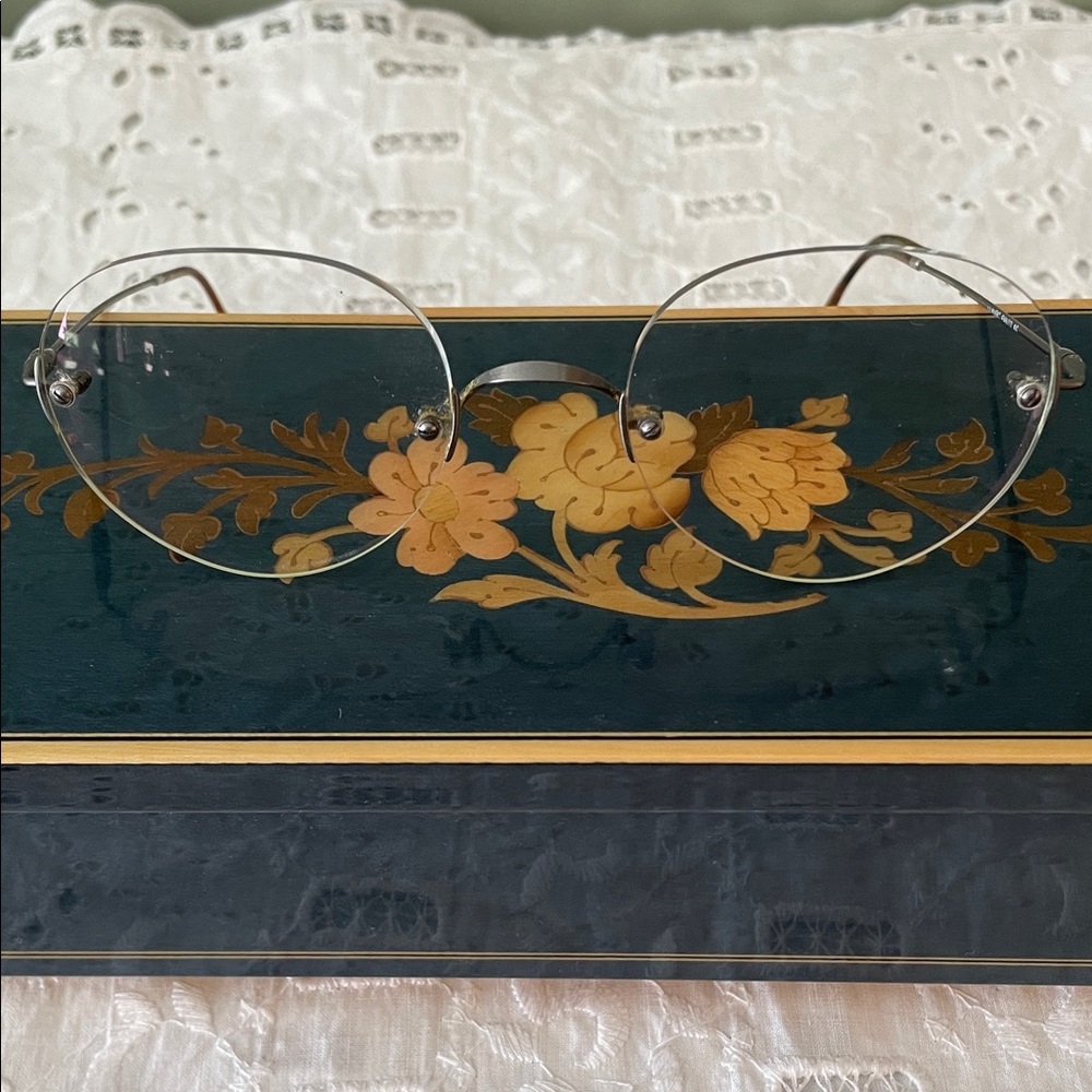 Elegant Silver Women's Glasses